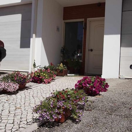Quartos Confortaveis Em Casa Proximo Ao Mosteiro Баталя Екстер'єр фото