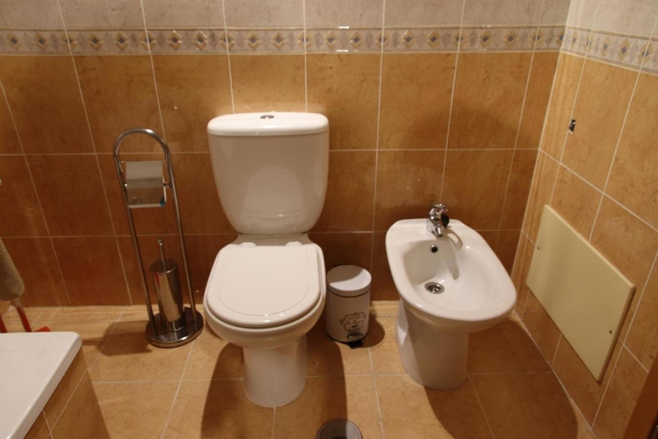 Quartos Confortaveis Em Casa Proximo Ao Mosteiro Баталя Екстер'єр фото