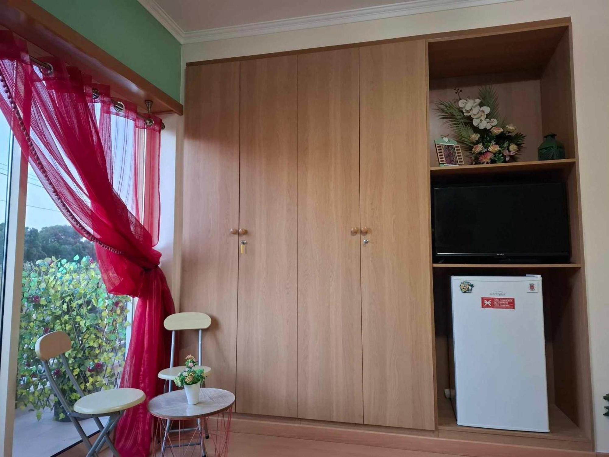 Quartos Confortaveis Em Casa Proximo Ao Mosteiro Баталя Екстер'єр фото